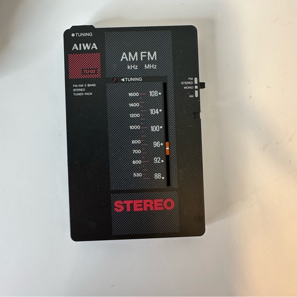 Aiwa HS-U07 Cassette Player Walkman With Stereo Cassette Working - Picture 11 of 14